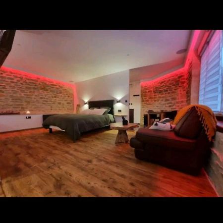Charleville-Mézières Romantique Room מראה חיצוני תמונה